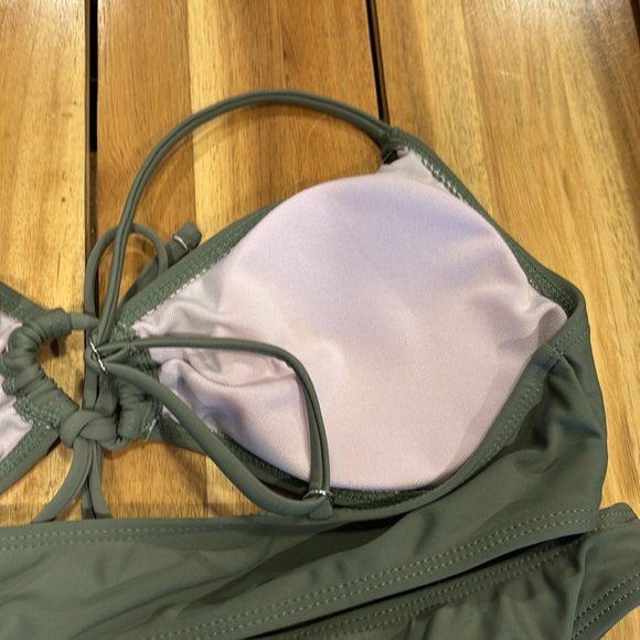 Bathing Suit - Picture 9 of 15